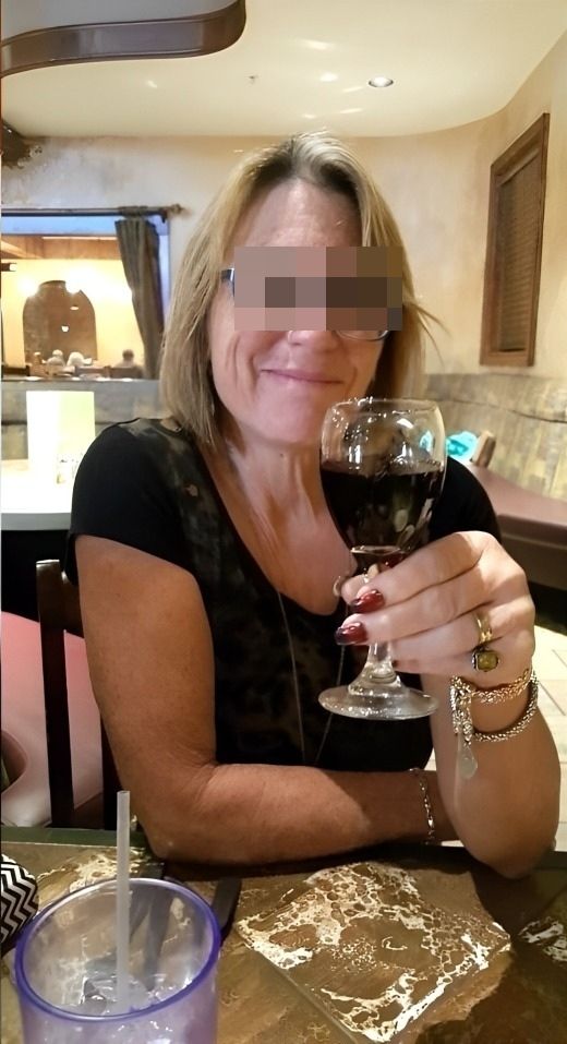 Plan infidèle facile avec une femme engagée dans une relation sérieuse à Lille